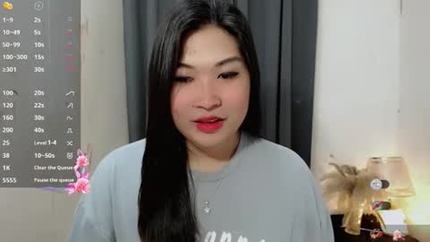 Snapshot of clairewntr_ chatting on 12.01.25 CLAIRE online show from 12.01.25