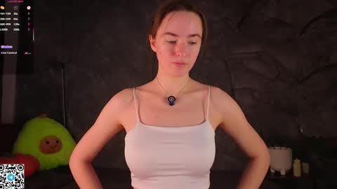 Snapshot of clairwittenmyer chatting on 12.02.25 Im Amy online show from 12.02.25