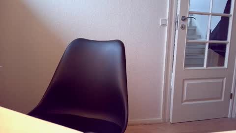 Snapshot of clamshive7 chatting on 12.21.25 clamshive7 online show from 12.21.25