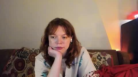 Snapshot of clancyosbourne chatting on 01.21.25 Clancy online show from 01.21.25