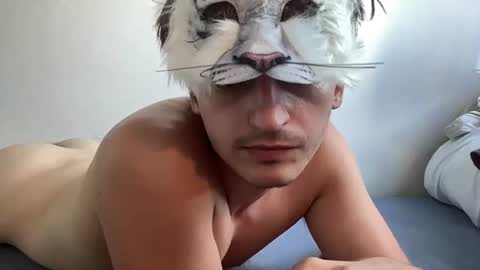 clapycat online show from 07.10.26
