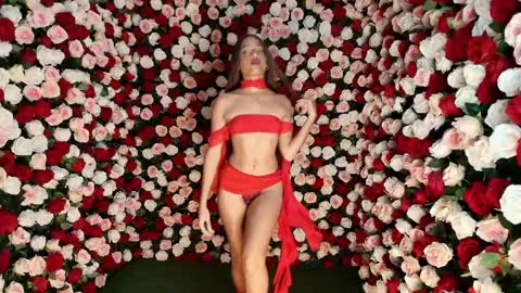 Clara  online show from 12.03.24