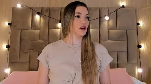 Clara del mar online show from 10.05.25