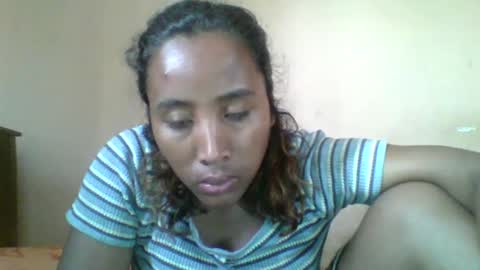 Clarah0123 online show from 11.28.25