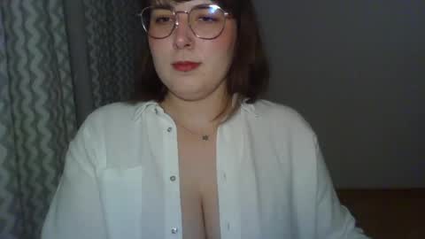 Clara online show from 04.15.26