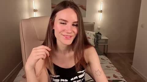 Snapshot of clare_ff chatting on 11.11.25 Claire online show from 11.11.25