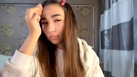 Yuna online show from 10.15.25