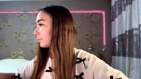 Yuna online show from 12.16.25