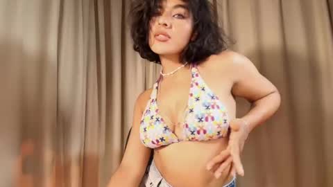 Snapshot of claricerose chatting on 11.26.25 clarise online show from 11.26.25