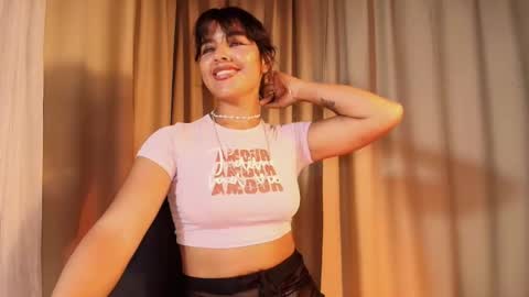 Snapshot of claricerose chatting on 11.27.25 clarise online show from 11.27.25