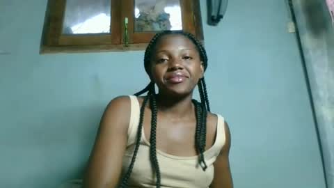 Snapshot of clarisse98 chatting on 10.22.25 clarisse98 online show from 10.22.25