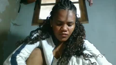 Snapshot of clarisse98 chatting on 11.11.25 clarisse98 online show from 11.11.25