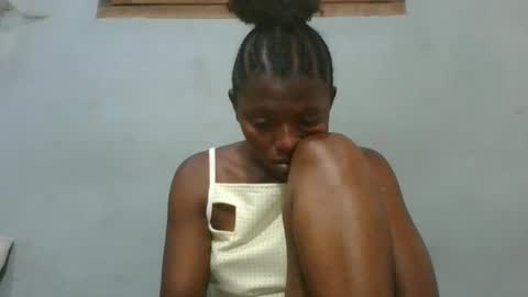 Snapshot of clarisse98 chatting on 11.20.25 clarisse98 online show from 11.20.25