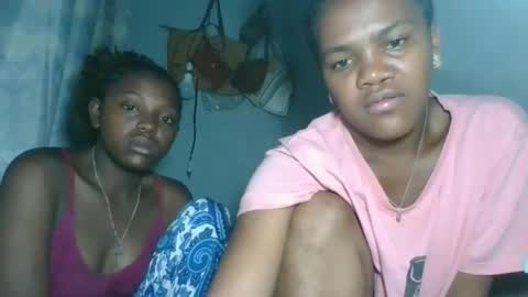 Snapshot of clarisse98 chatting on 12.05.25 clarisse98 online show from 12.05.25