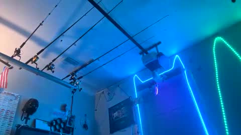 clarkshammer95 online show from 09.15.25