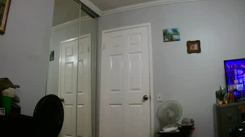 Claudia online show from 02.27.25