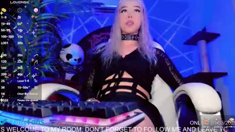   online show from 03.02.25