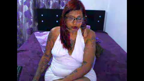 claudine valencia online show from 05.10.26