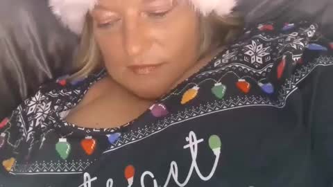 ClaudineDDD online show from 12.25.24