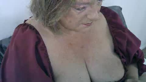 ClaudineDDD online show from 01.25.25