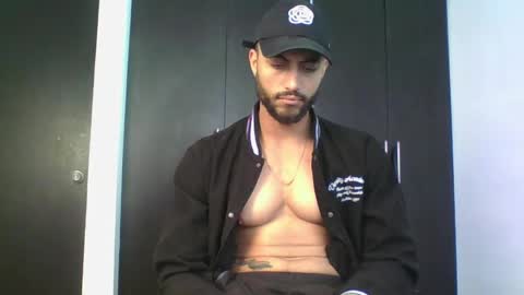 Clay online show from 04.22.26