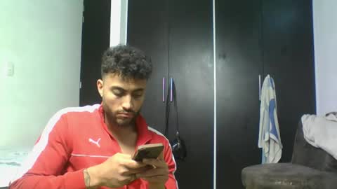 Snapshot of claybrown_ chatting on 05.26.26 Clay online show from 05.26.26
