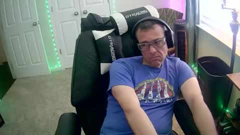 Snapshot of cleigm841 chatting on 09.14.25 RichDahtCom online show from 09.14.25