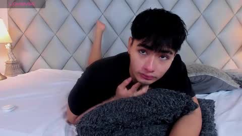 Snapshot of clement_reyes chatting on 12.14.25 clement_reyes online show from 12.14.25