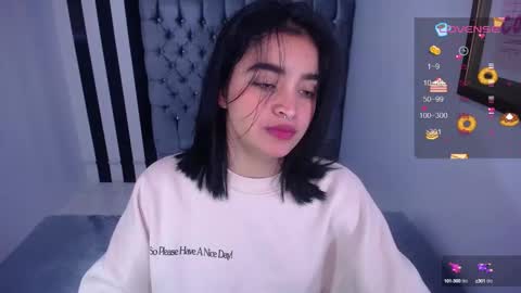 Snapshot of clementine_t chatting on 10.11.25 Clementine online show from 10.11.25