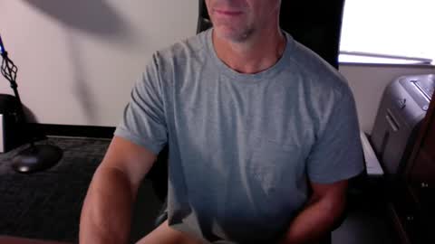 Snapshot of clemike69 chatting on 09.23.25 clemike69 online show from 09.23.25