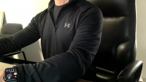 Snapshot of clemike69 chatting on 11.10.25 clemike69 online show from 11.10.25