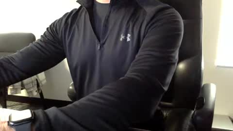 Snapshot of clemike69 chatting on 12.17.25 clemike69 online show from 12.17.25