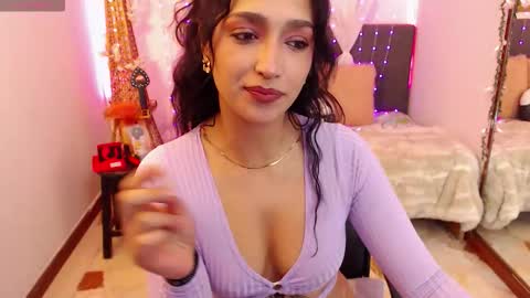Snapshot of cleo_fox chatting on 11.19.25 Cleo online show from 11.19.25