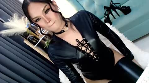 Cleo online show from 02.06.25