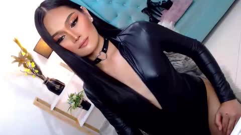 Cleo online show from 10.27.25