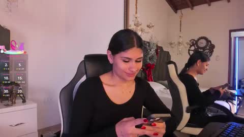 Snapshot of cleopatraa1 chatting on 12.14.25 Cleopatra online show from 12.14.25