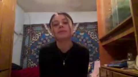 Mia online show from 04.23.26