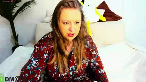 Snapshot of cleoxotie chatting on 06.12.26 cleoxotie online show from 06.12.26
