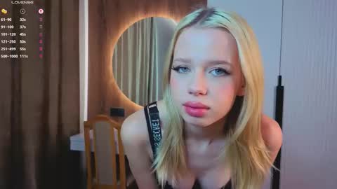 Aria online show from 11.23.25