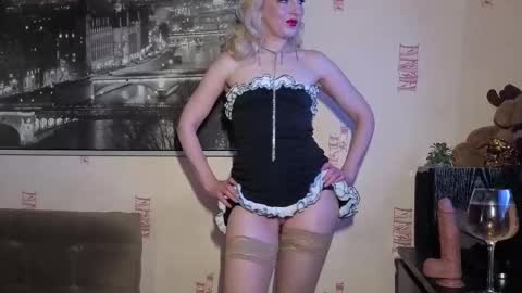 Clever Sexy online show from 02.22.26