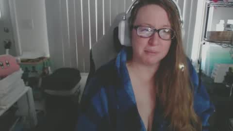 Snapshot of climaxfairy chatting on 02.12.25 Kate online show from 02.12.25