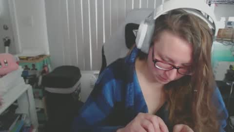 Snapshot of climaxfairy chatting on 02.13.25 Kate online show from 02.13.25