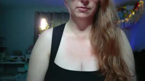 Snapshot of climaxfairy chatting on 10.14.25 Kate online show from 10.14.25