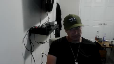 Snapshot of clintwood12 chatting on 06.11.26 chad online show from 06.11.26