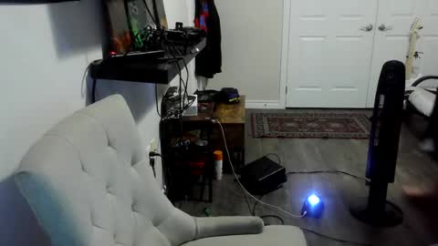 Snapshot of clintwood12 chatting on 06.18.26 chad online show from 06.18.26