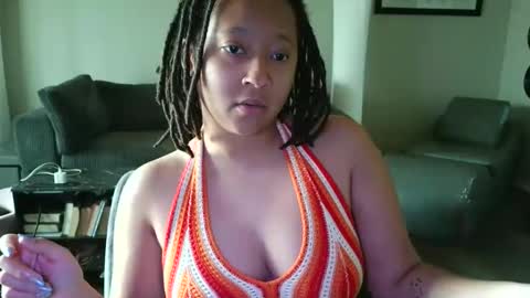 Snapshot of clioenchants chatting on 03.03.26 High Queen Clio online show from 03.03.26