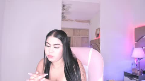 Snapshot of cloe_cifuentes chatting on 02.22.25 Cloe Online de 600 a 1400 online show from 02.22.25