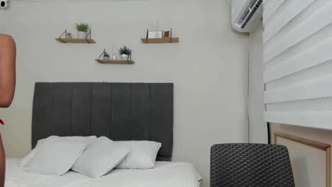 Snapshot of cloe_harry chatting on 11.09.25 Cloe x Harry online show from 11.09.25