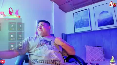 Snapshot of cloe_x_billy chatting on 12.20.25 Cloe x Billy online show from 12.20.25