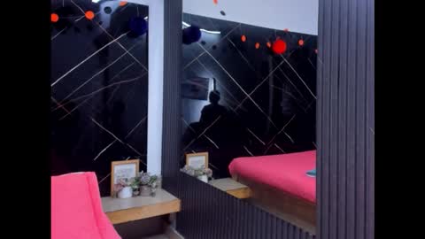 Snapshot of cloee_rabbyt chatting on 11.13.25 CLOE online show from 11.13.25